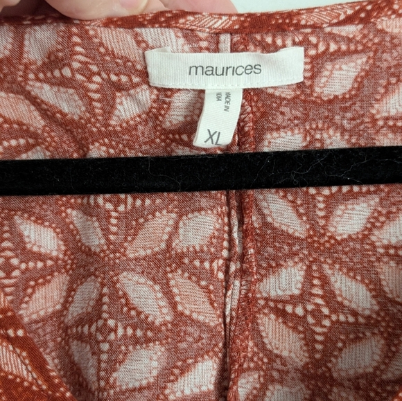 EUC-Maurices-Rust Patterned Blouse With Flutter Sleeves And Elastic Waist - Picture 3 of 12
